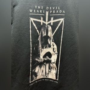 Men’s Long Sleeve The Devil Wears Prada Tshirt